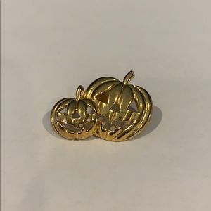 Avon Pin